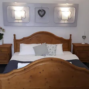 https://letteli-apartman.egerhotels.net