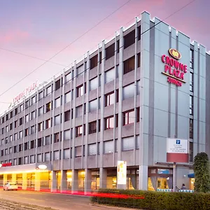 https://crowne-plaza-zurich.hotelsbaselswitzerland.com