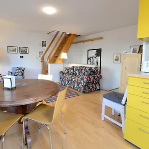 House With Courtyard & Parking Close To Stadtpark Viena