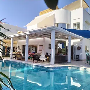  בית הארחה Ahla Diving Center ישראל